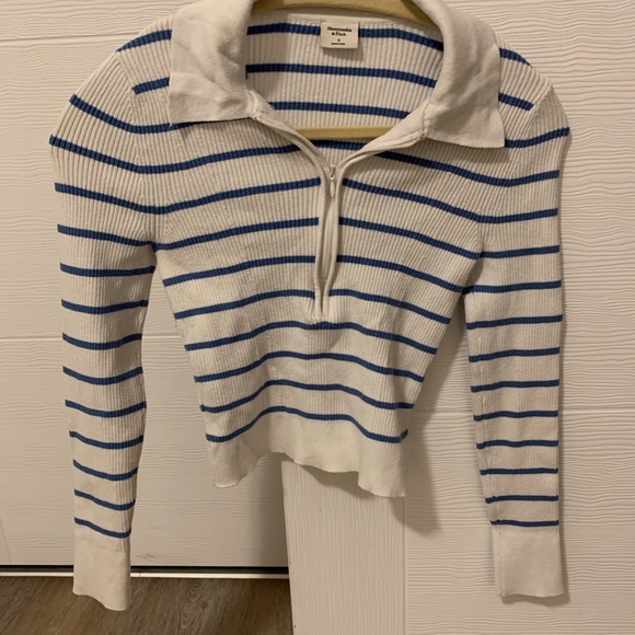 Long-Sleeve Slim Zip Polo - Picture 5 of 6